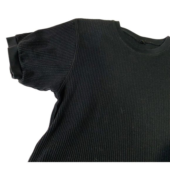 UNIQLO Waffle Knit Short Sleeve T-Shirt Sz. S | Womens Top, Crewneck, Dark Blue - Picture 3 of 5